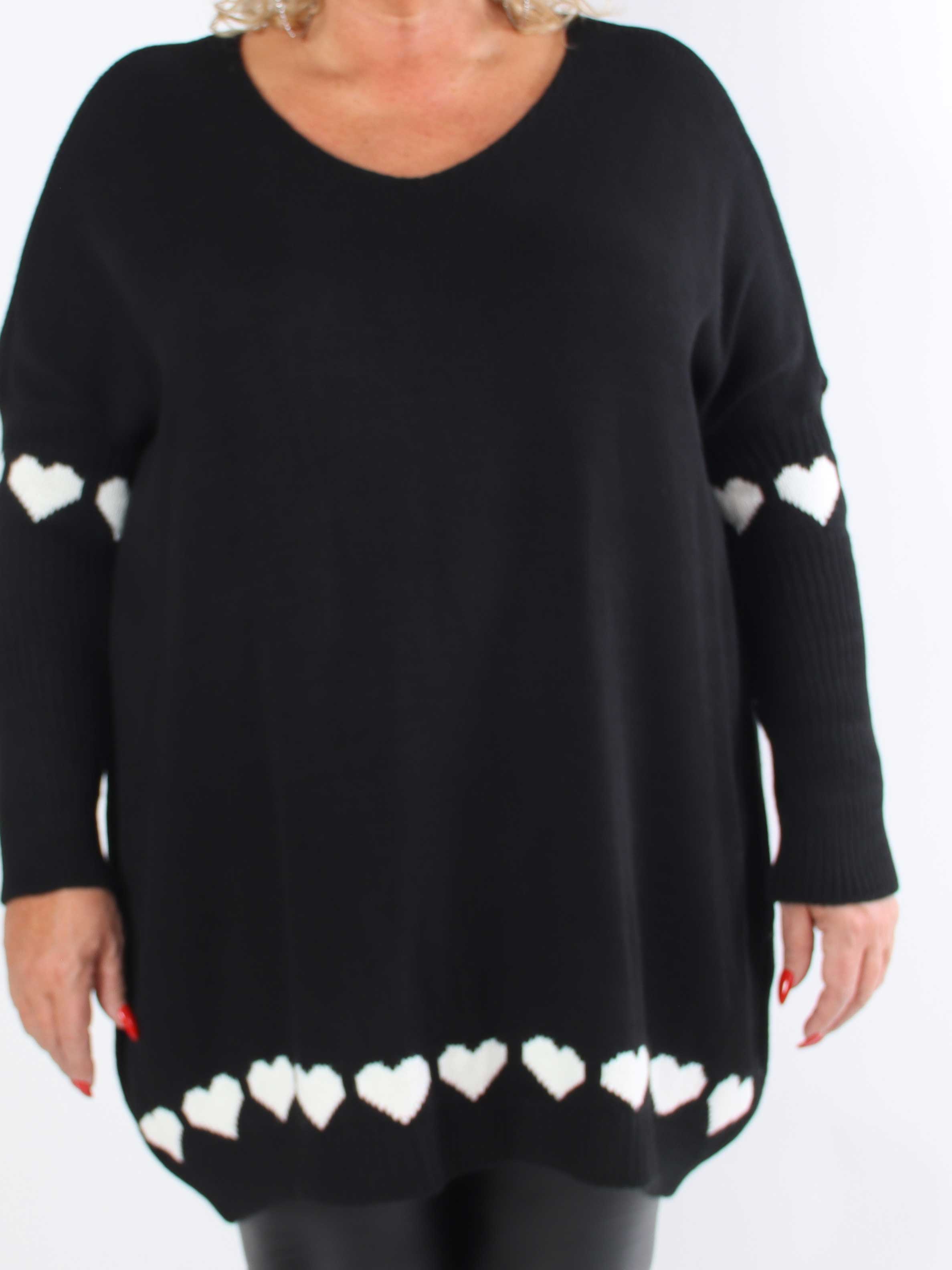 Katerina - Plus size-stickad tröja med söta hjärtdetaljer